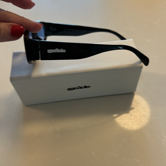 Szade Recycled Eyewear. Melba frame. Black with blue lenses - Picture 2 of 3